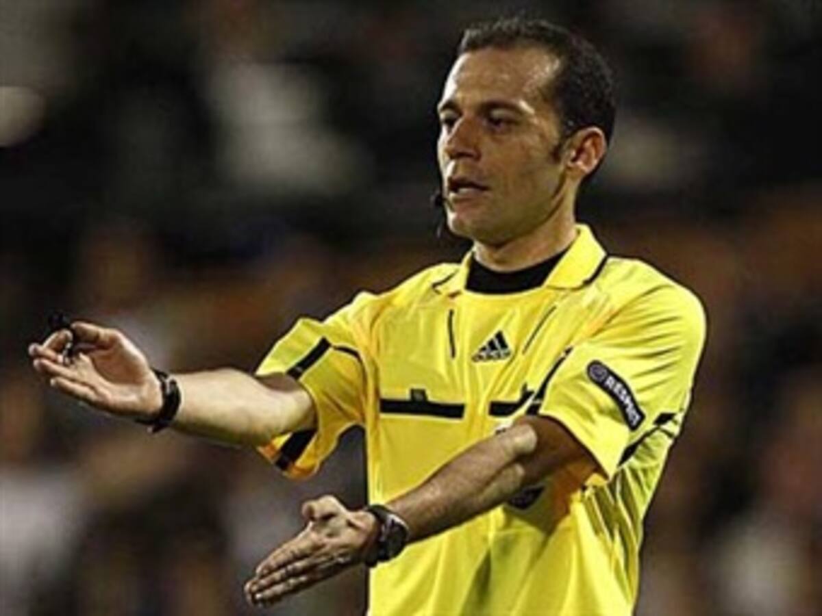 Árbitro brasileño dirigirá Junior-Católica por Copa Libertadores