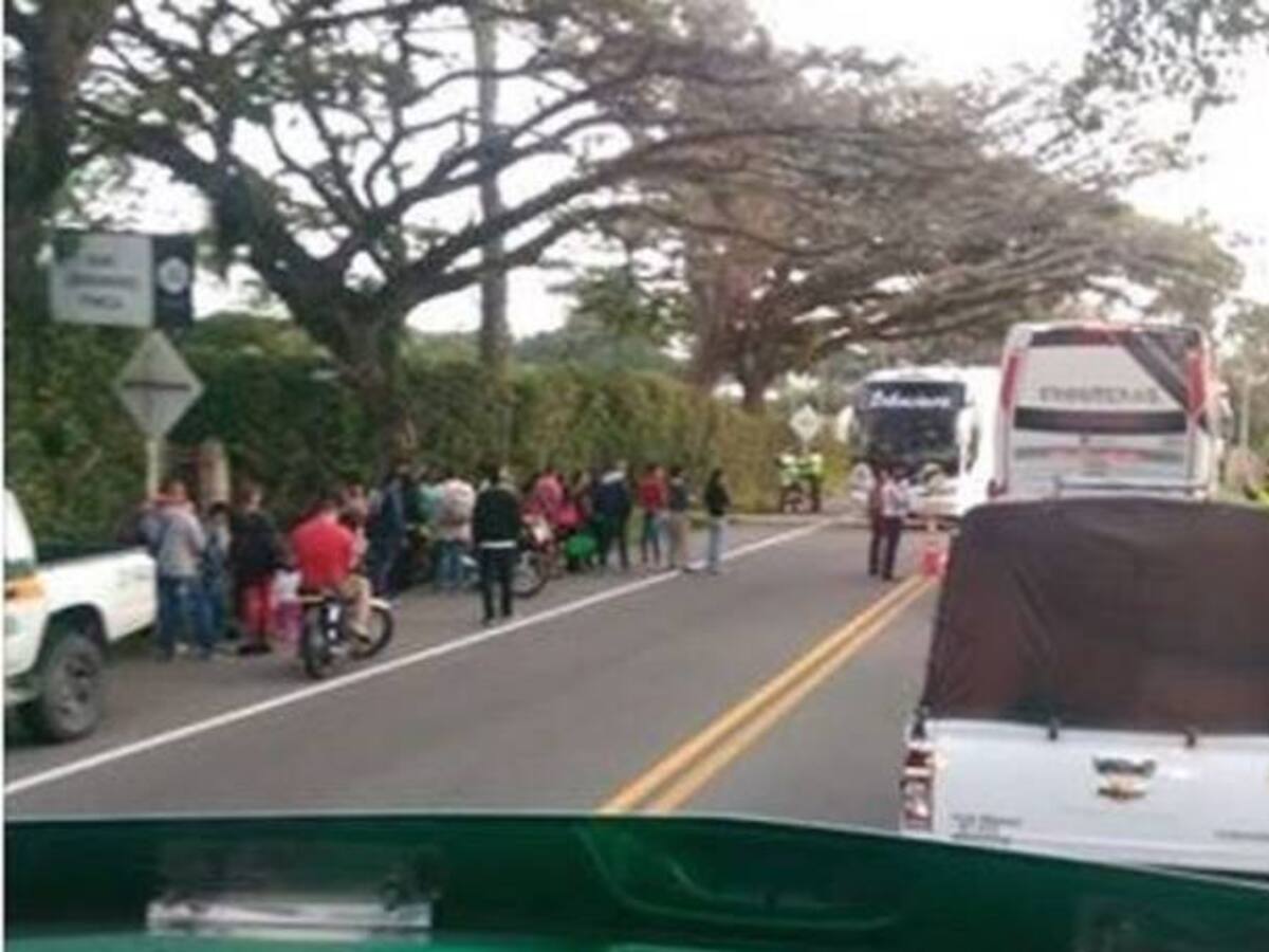 Un ciclista muerto deja accidente de tránsito en las vías del Quindío