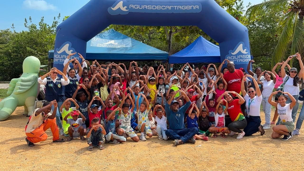 Actividades con la comunidad. // Aguas de Cartagena