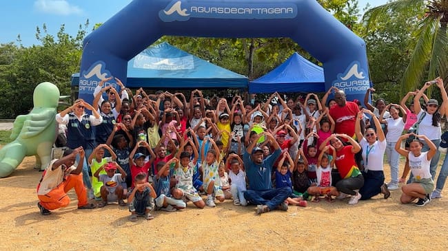 Actividades con la comunidad. // Aguas de Cartagena