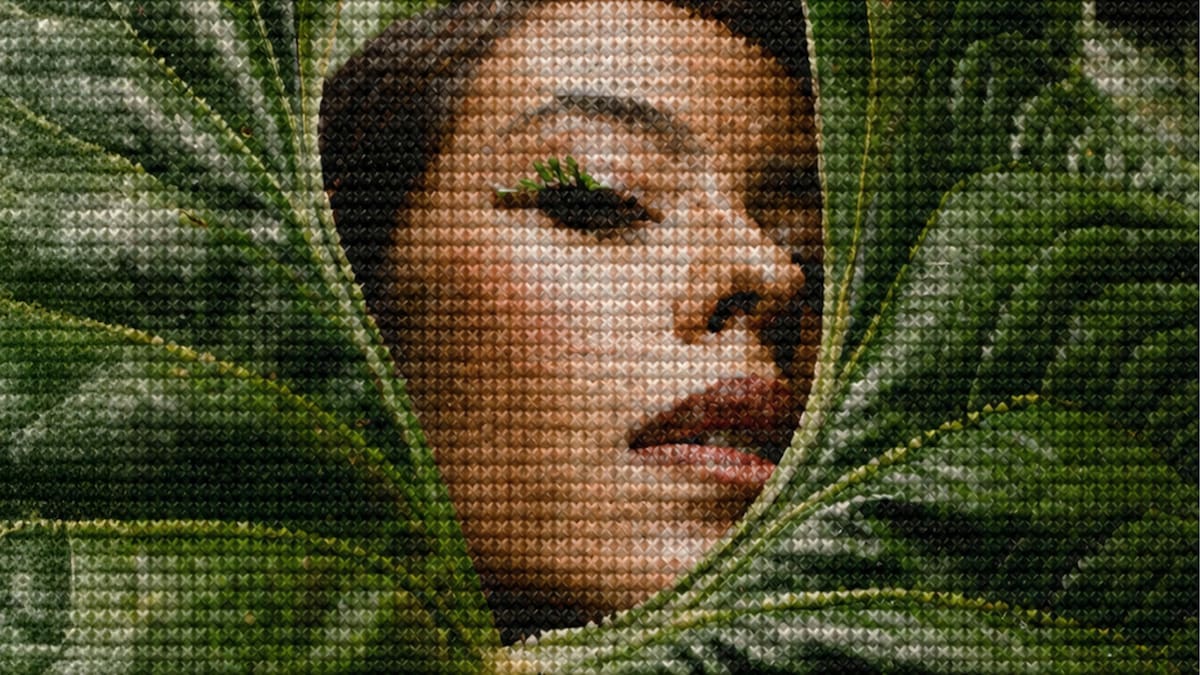 Juliana, la colombiana presenta “La GuapA”: una celebración a la valentía, belleza y fuerza femenina