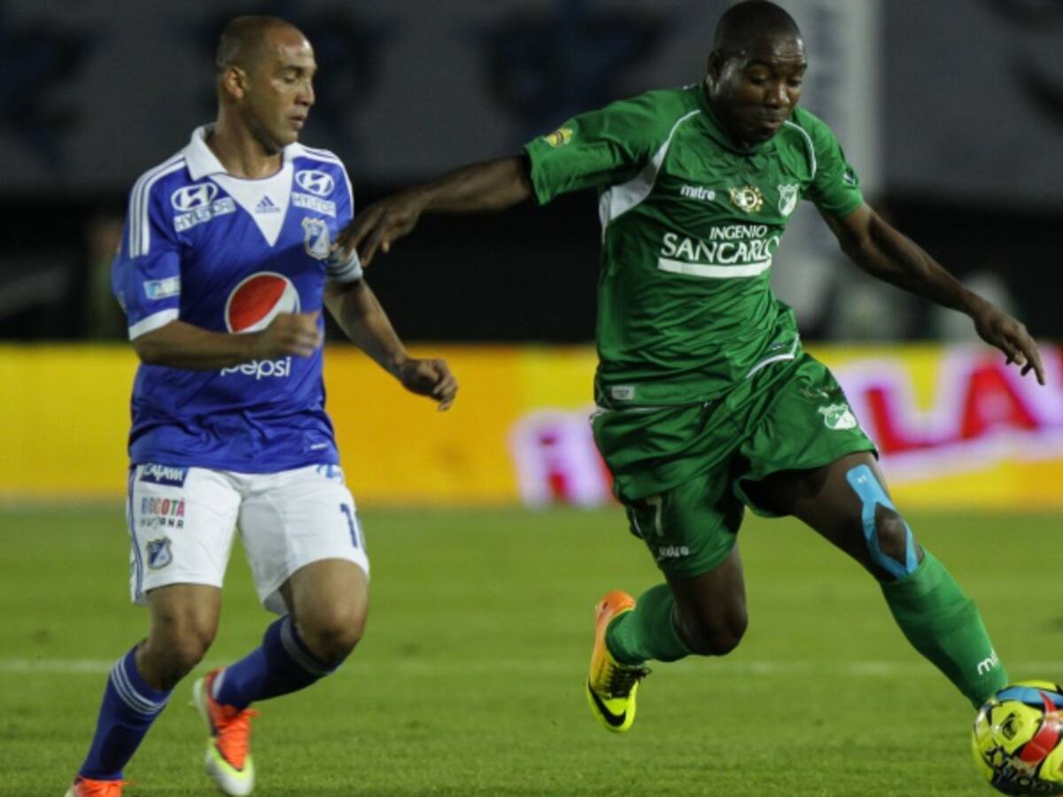 Edixon Perea llegará a prueba a Fortaleza, confirmó el DT Nilton Bernal