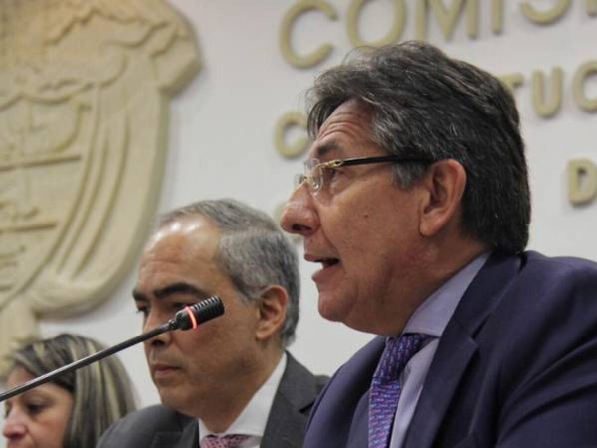 Hay más de 200 órdenes de captura por crímenes contra líderes sociales