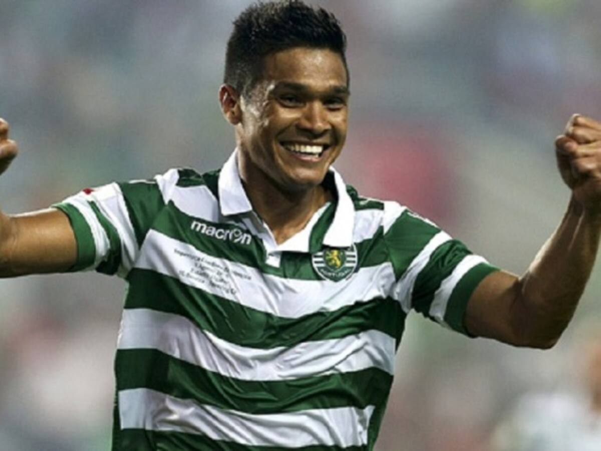 Teo Gutiérrez regresa al Sporting tras su paso por Barranquilla