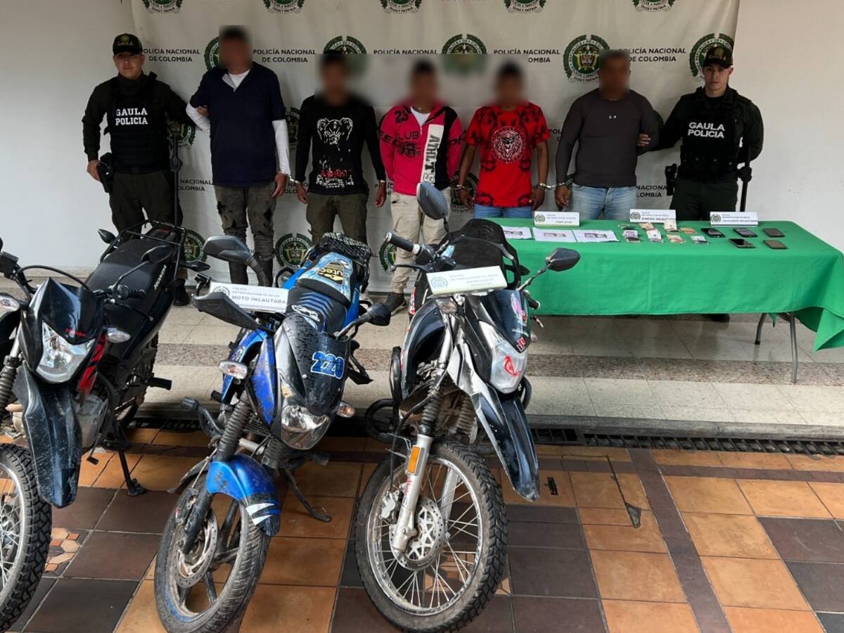 Capturan cinco personas dedicadas al parecer a extorsionar comerciantes en el Huila