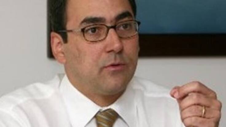 Mi esposa asesoró a Saludcoop hasta cuando se hizo la intervención del gobierno: mincomercio