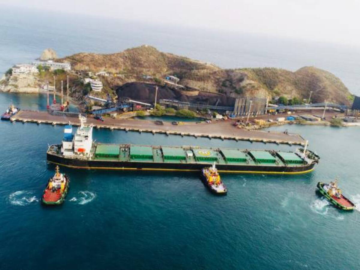 Colombia recibe hoy la mayor carga de importación en su historia