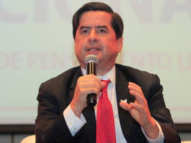 La campaña por el plebiscito no le pertenece a los partidos políticos, sino a los ciudadanos: Juan Fernando Cristo