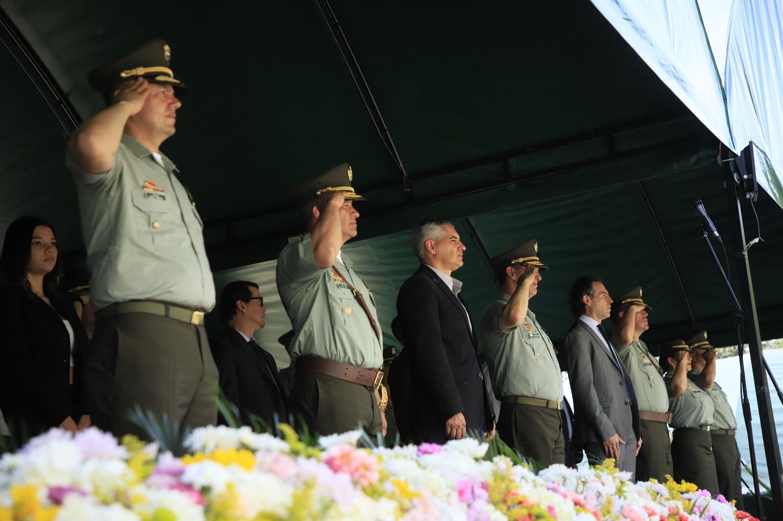Transmisión de mando Comandante Policía Metropolitana. Cortesía: Gobernación de Antioquia.