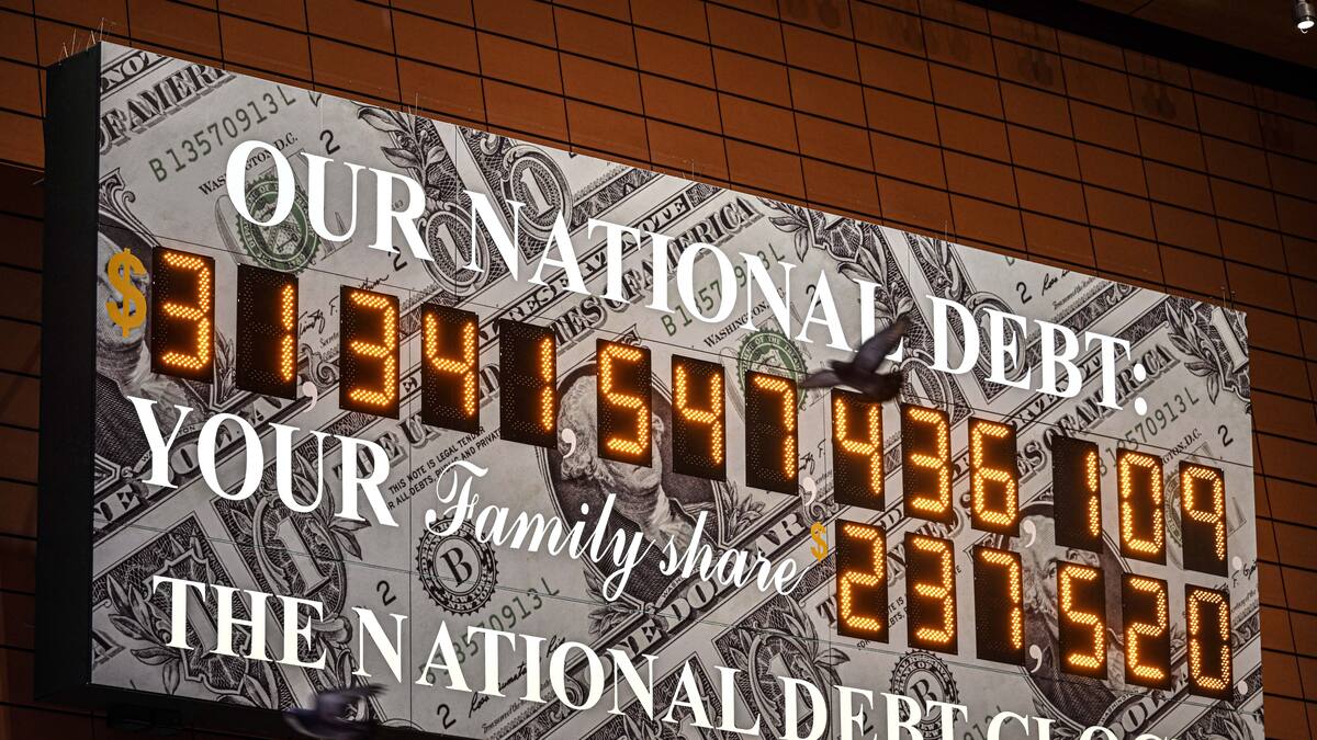 EE.UU. alcanzó su límite de deuda, gobierno Biden pide al Congreso ampliar tope