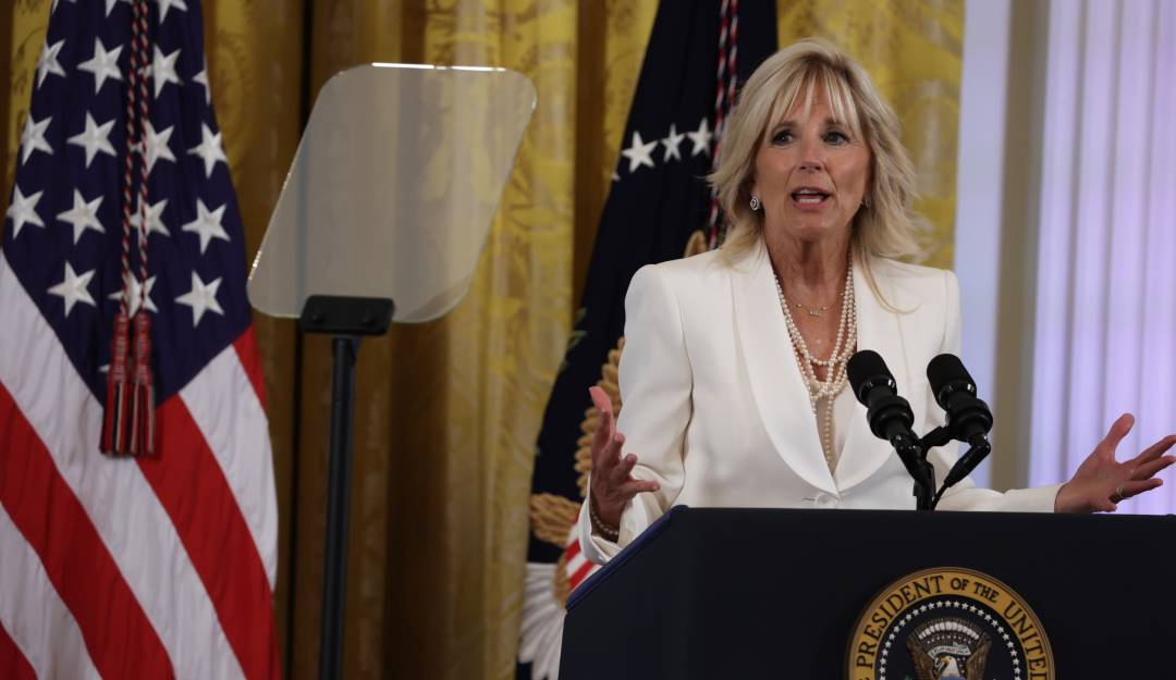 Críticas contra la primera dama de EE.UU. Jill Biden por comparar a los latinos con los tacos 