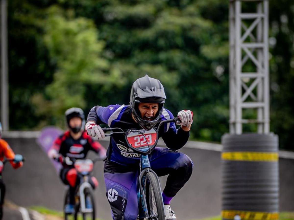 El sueño mundialista de un joven caleño de BMX que necesita apoyo para llegar a Australia
