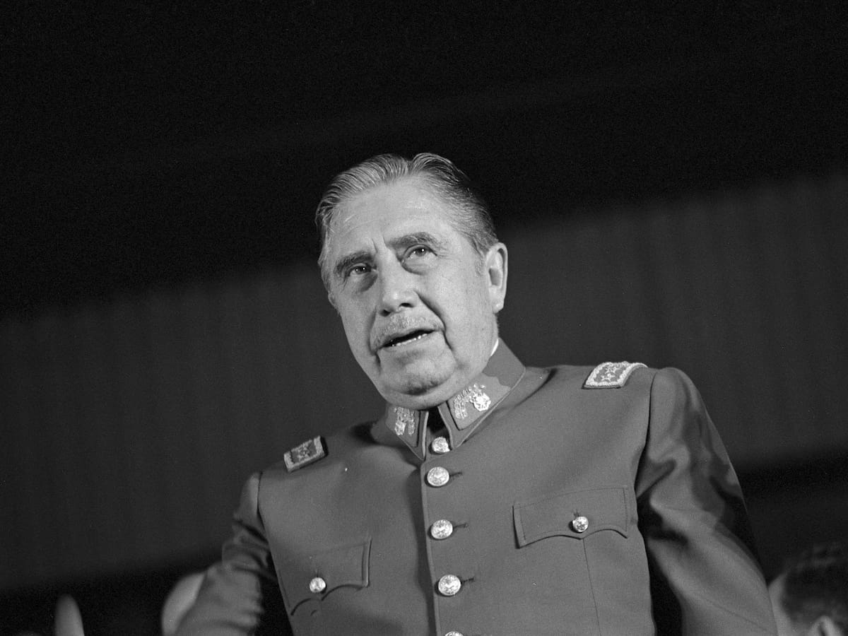 Gobierno chileno no descarta indultar condenados por crímenes en dictadura de Pinochet
