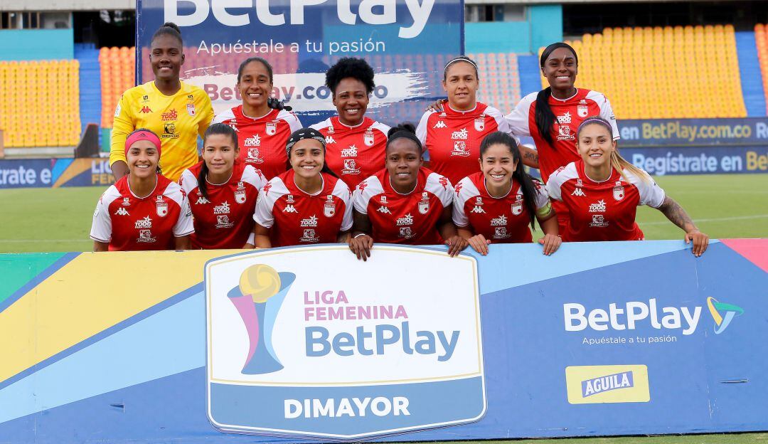 El once inicial de Santa Fe en su visita a Atlético Nacional.