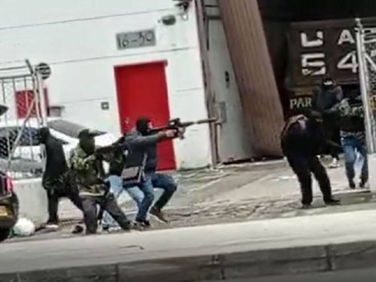 Frustrado atraco dejó 11 capturados y siete armas incautadas