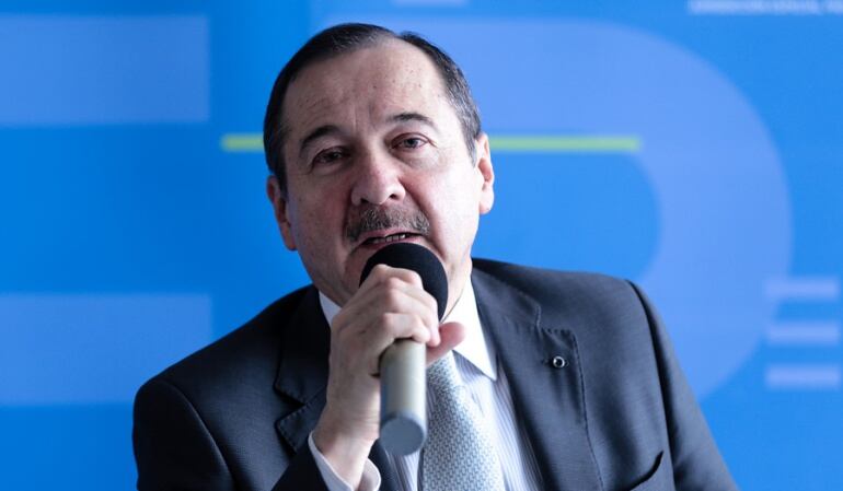 Eduardo Cifuentes Muñoz presidente de la sección de apelación 