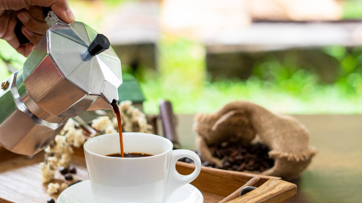 Qué café se usa con cafetera italiana: cantidad y otras recomendaciones de expertos
