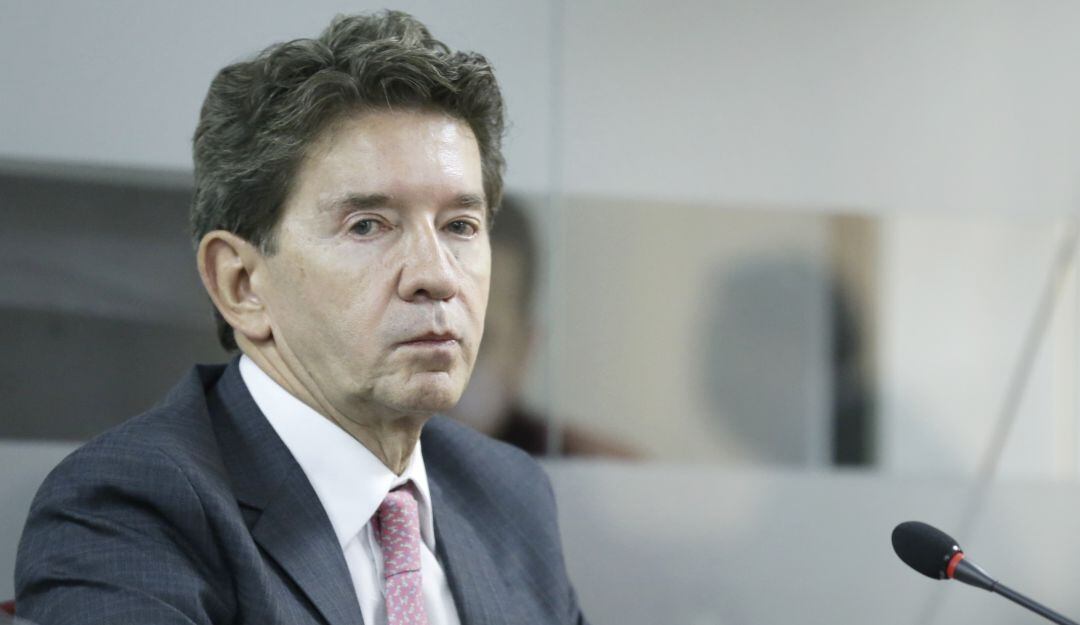 Perez indicó que la intención es recoger un millón de firmas