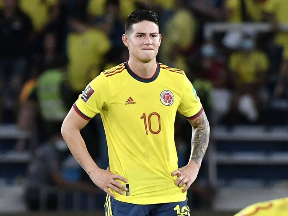 ¿Qué pasó? La pelea de James con los hinchas en el Metropolitano