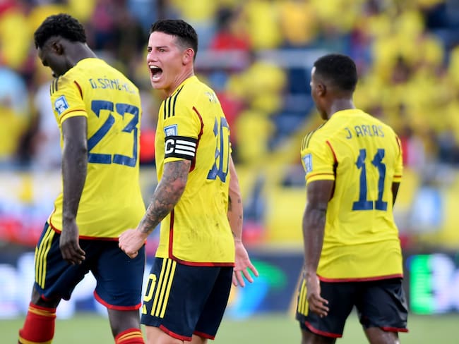BARRANQUILLA, COLOMBIA - OCTOBER 12: James Rodriguez (R) of Colombia reacts during a FIFA World Cup 2026 Qualifier match between Colombia and Uruguay at Roberto Melendez Metropolitan Stadium on October 12, 2023 in Barranquilla, Colombia. (Photo by Gabriel Aponte/Getty Images)