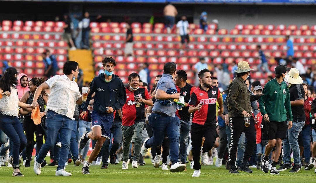 Pelea Queretano vs. Atlas