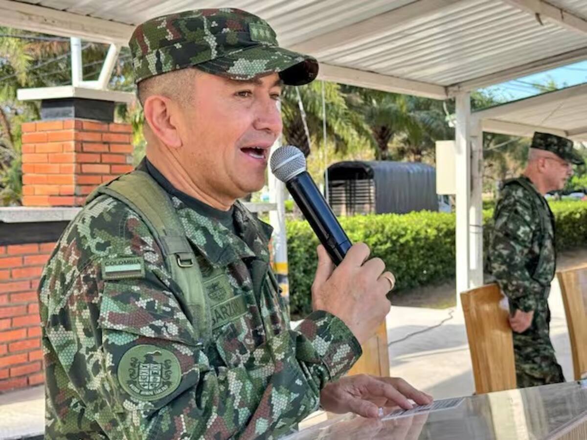 General Hernando Garzón se defiende: razones detrás de la acusación de Petro sobre nexos con el narcotráfico