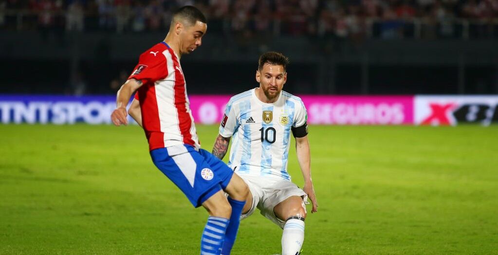 Paraguay vs. Argentina (Photo by Gustavo Pagano/Getty Images)