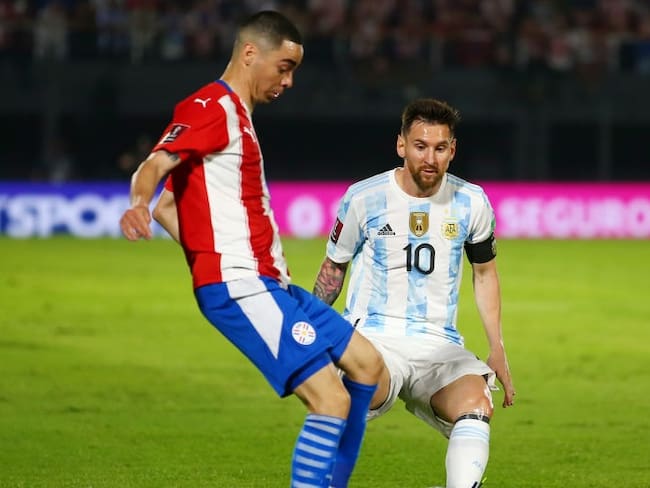 Paraguay vs. Argentina (Photo by Gustavo Pagano/Getty Images)
