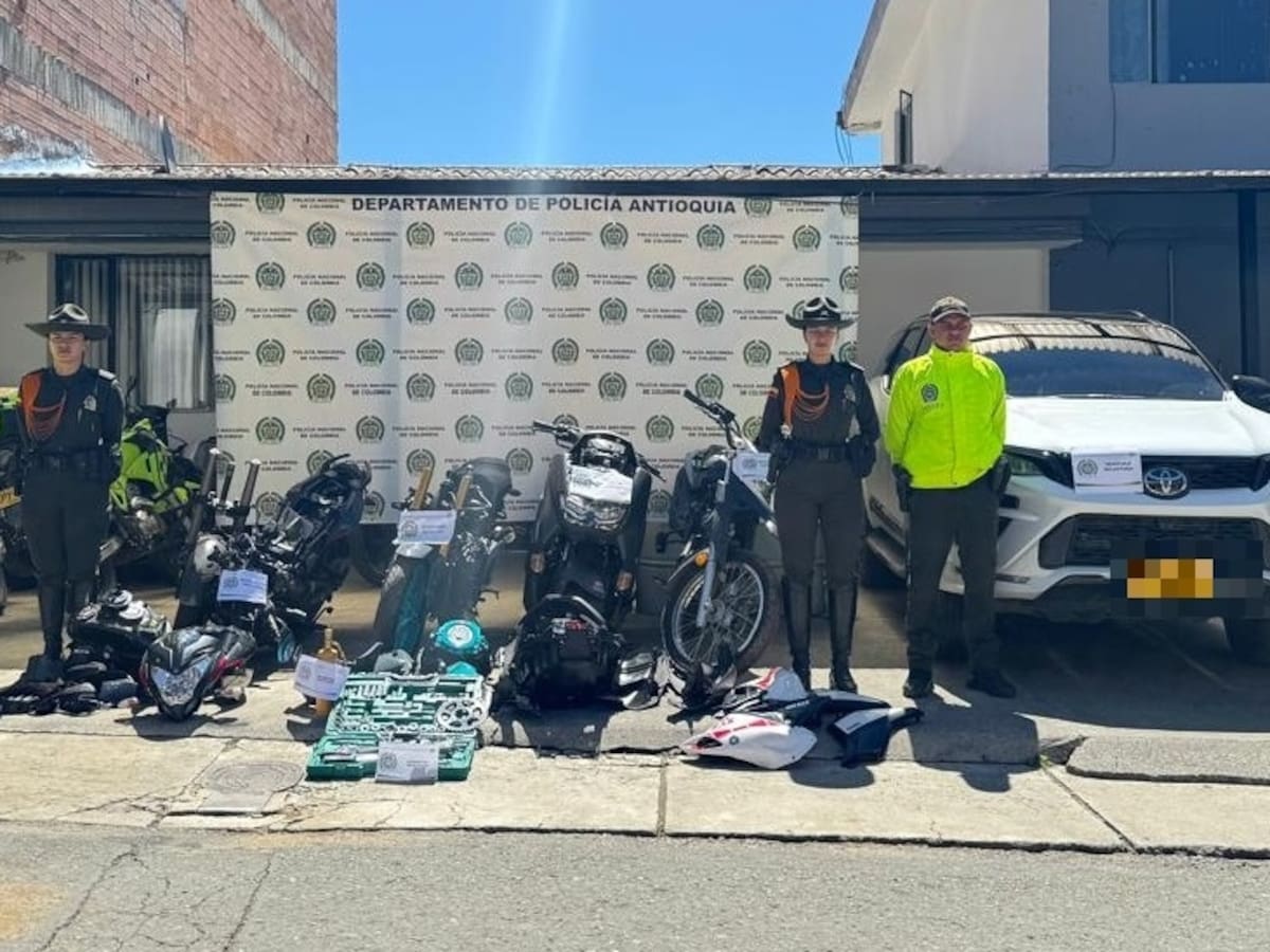 Policía desmantela deshuesadero de vehículos robados en San Pedro de Los Milagros