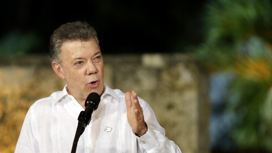 El presidente Juan Manuel Santos dijo que hoy es el "último suspiro" del conflicto armado con las Farc. Foto: Agencia EFE