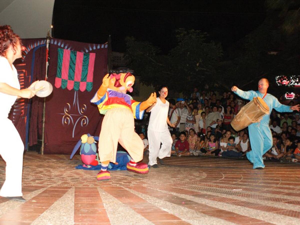 Festival Internacional de Teatro callejero en Mesitas de El Colegio