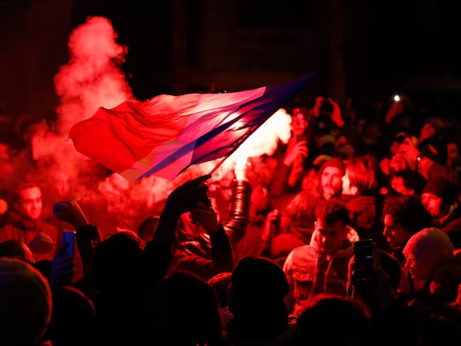 Celebraciones en Francia tras el triunfo de su selección de fútbol frente a Marruecos en el Mundial de Qatar. 
(Foto: Ameer Alhalbi/Anadolu Agency via Getty Images)