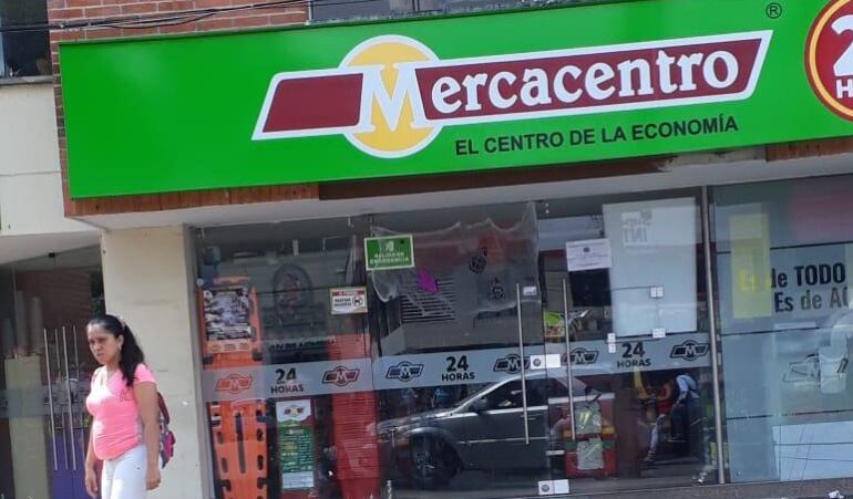 Supermercado Mercacentro es una empresa tolimense fundada por Carlos José Alvarado