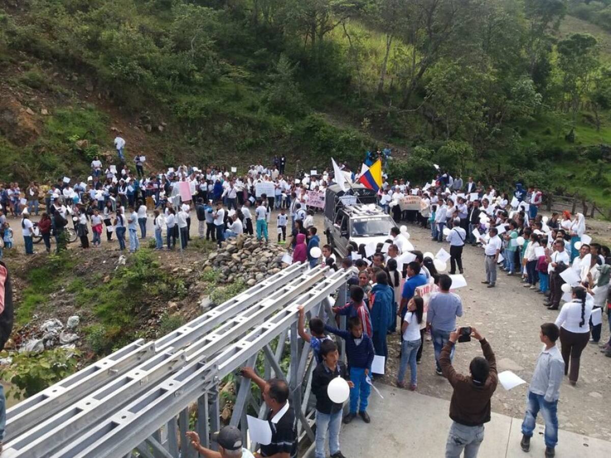 El gobierno del Cauca declaró tres días de duelo por la muerte de Yuliana Andrea y en su consideración el gobernador del Cauca, Oscar Campo Hurtado, expresó que este caso tiene que convertirse en símbolo de la lucha que se debe mantener por el cuidado de los niños, niñas y adolescentes.