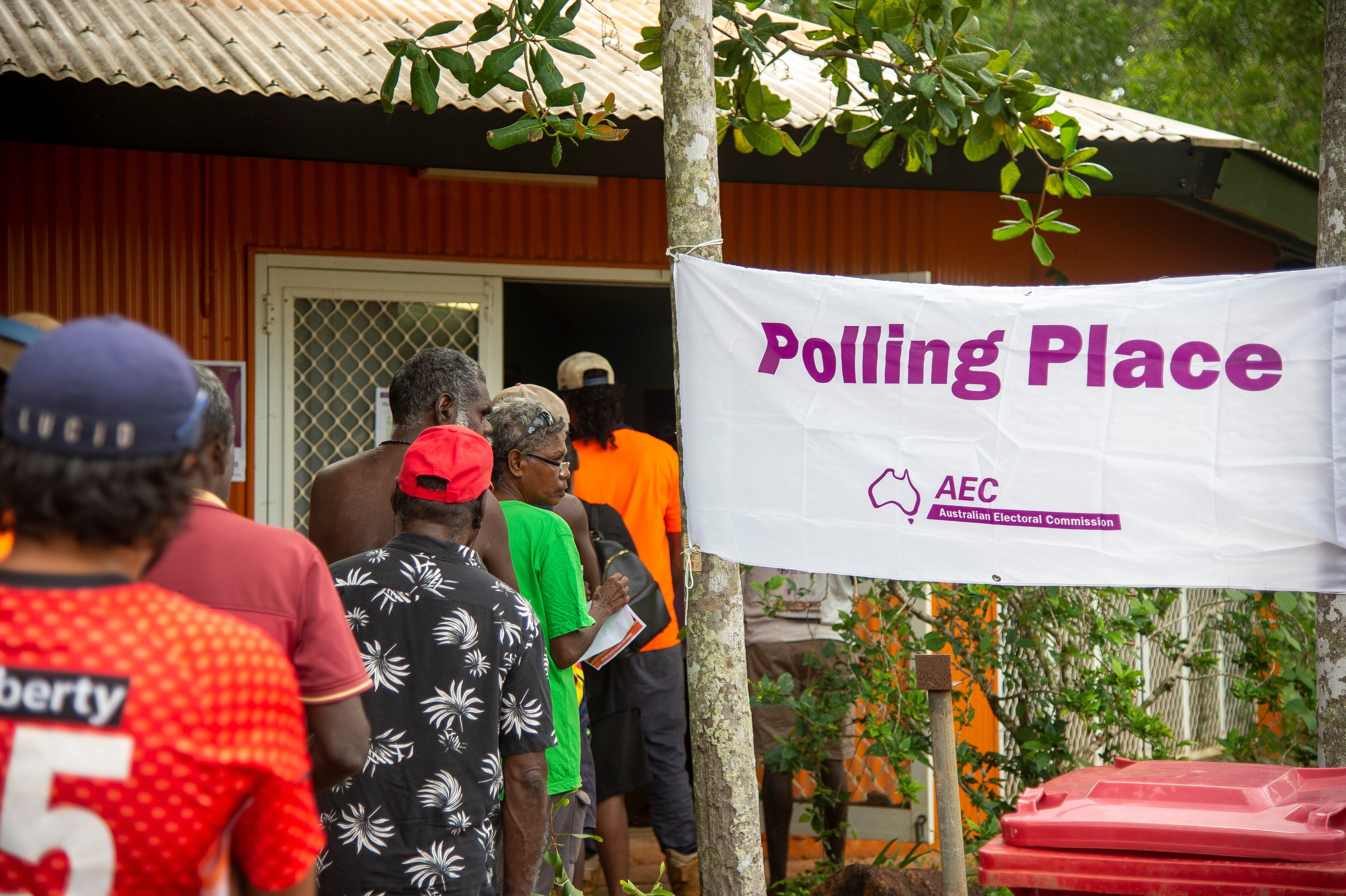 Votación anticipada en la región de Pirlangimpi, Islas Melville en Australia. 
 EFE/EPA/AARON BUNCH NO ARCHIVING AUSTRALIA AND NEW ZEALAND OUT
