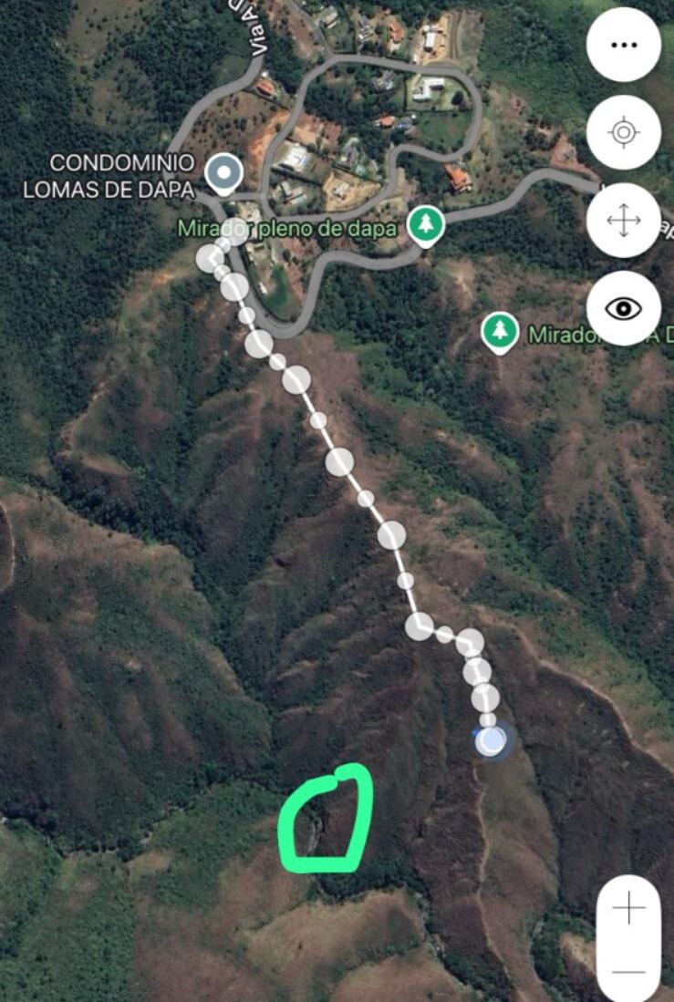 Joven fue rescatado tras caer a un abismo mientras practicaba moto montañismo en Yumbo