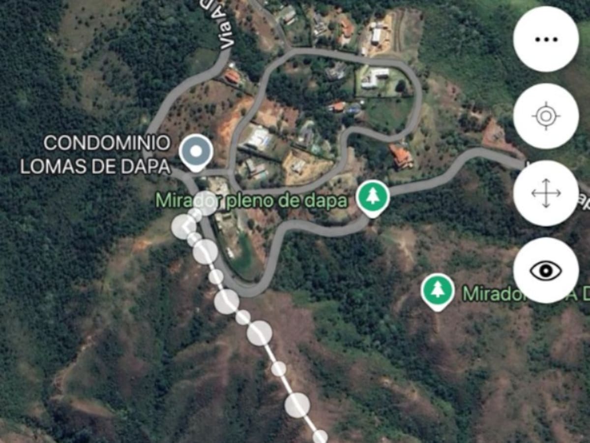 Joven fue rescatado tras caer a un abismo mientras practicaba moto montañismo en Yumbo, Valle