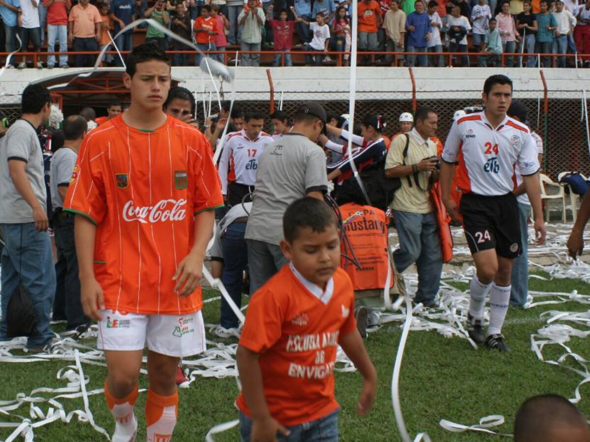 La última vez que James Rodríguez enfrentó a un equipo colombiano