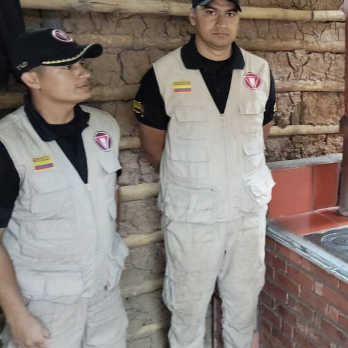 El Ejército Nacional y empresa privada entregan 71 cocinas que mejoran la salud y el medio ambiente