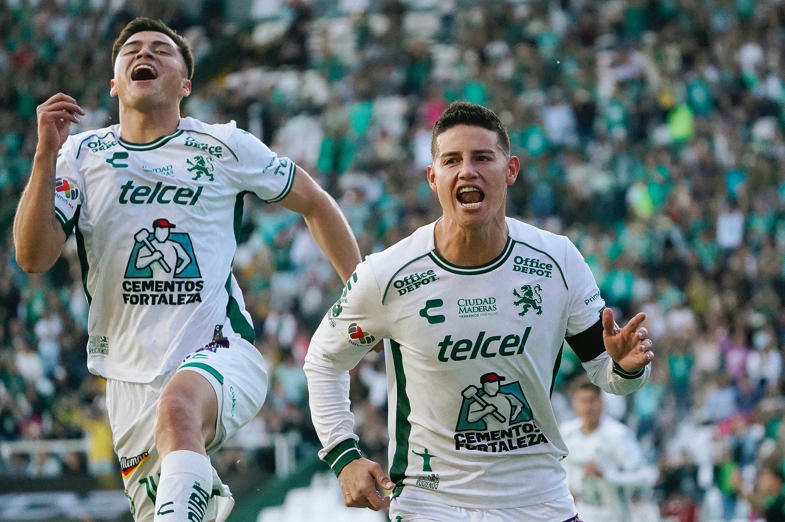 James Rodríguez festeja su primer gol con León / Twitter: @clubleonfc