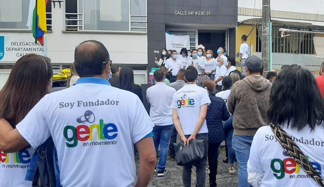 Inscripción de firmas de Gente en Movimiento