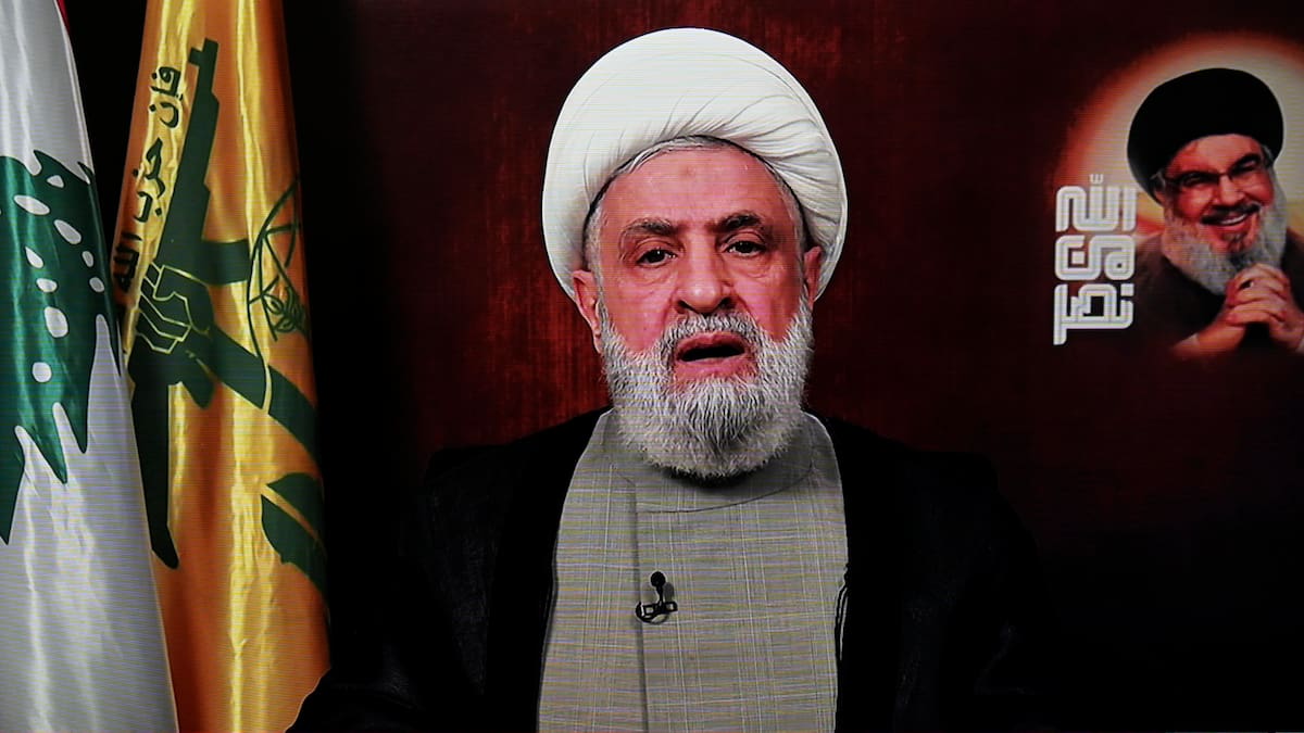 Hezbolá promete colaborar con ejército libanés para mantener alto al fuego