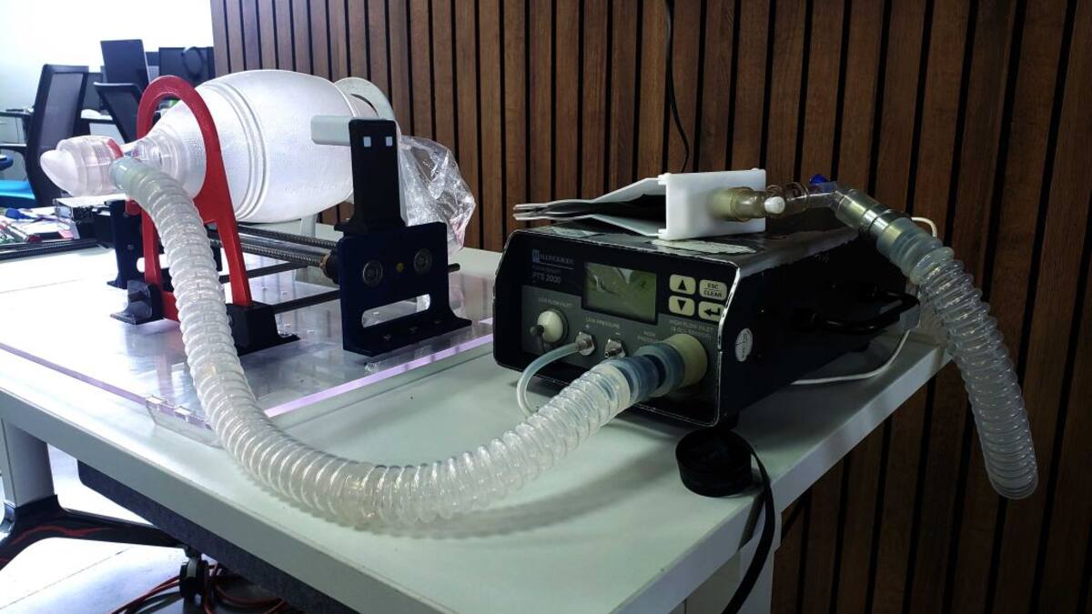 Jóvenes de la Universidad ICESI desarollan un respirador artificial