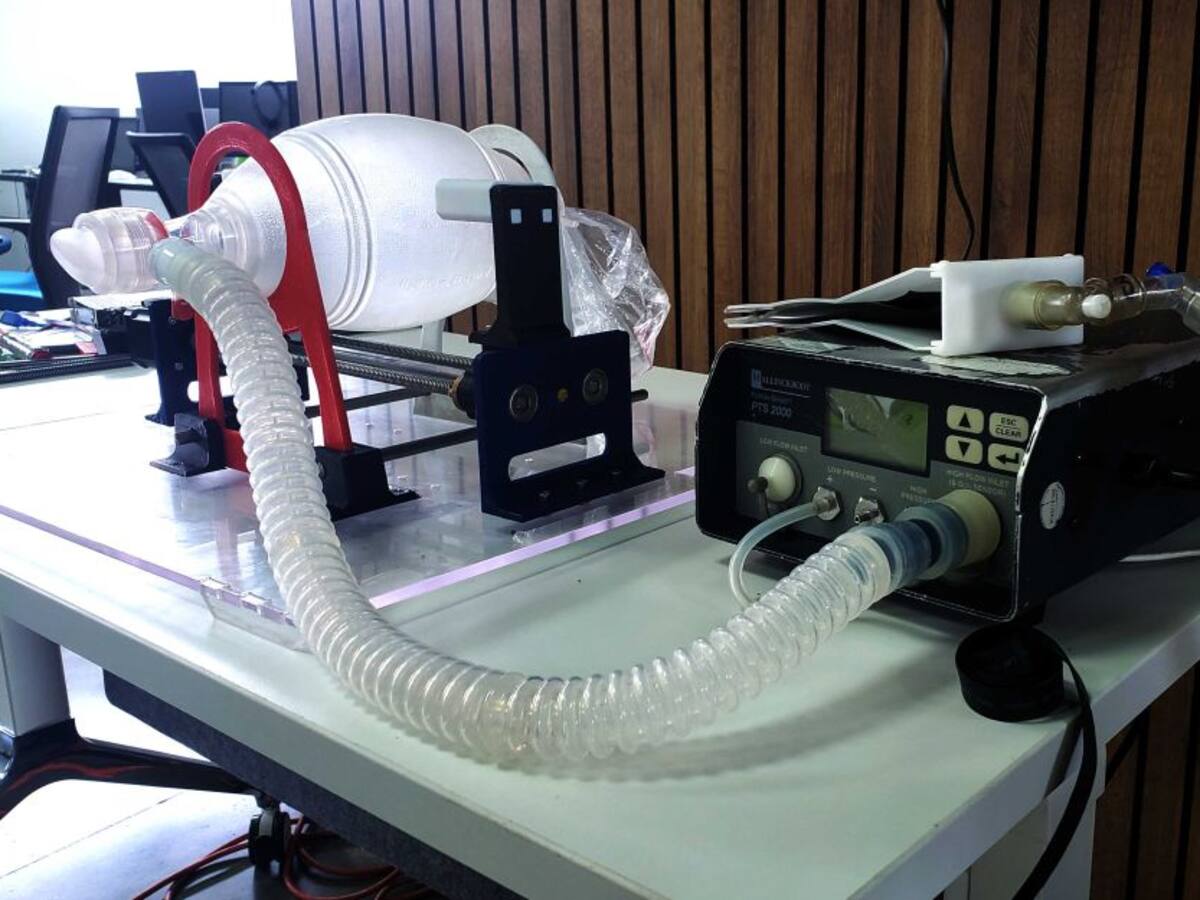 Jóvenes de la Universidad ICESI desarollan un respirador artificial