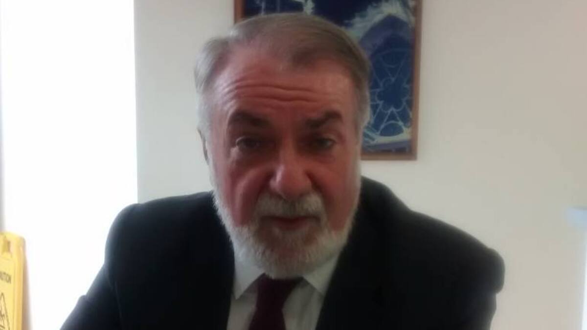 "Al orden internacional no le importa el futuro de Colombia", exministro de España