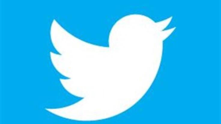 Mano a mano en Twitter entre Gustavo Petro y una funcionaria