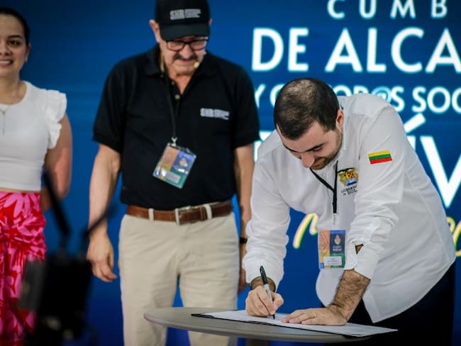 Bolívar, primer departamento en poner en marcha plan de titulación de predios