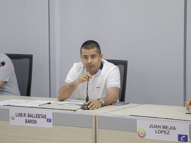 Diputado Luis Ballestas propone combatir fenómeno de la migración vehicular en Bolívar