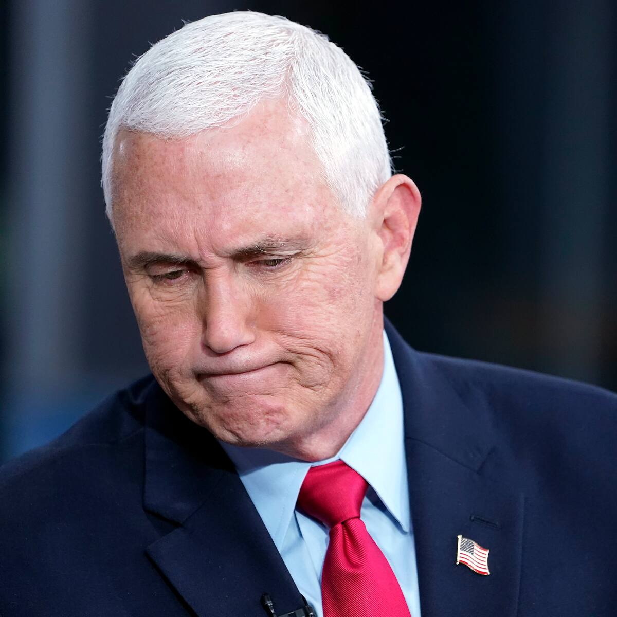 Encuentran documentos clasificados en la residencia del expresidente Mike Pence