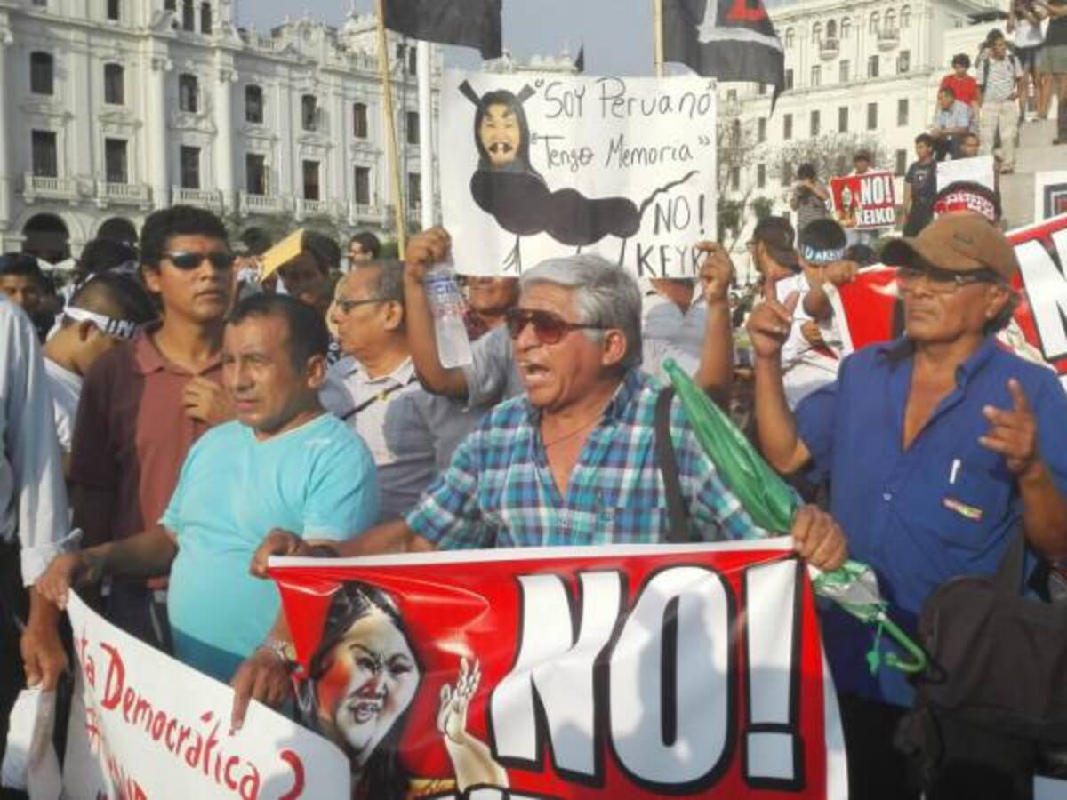 Así se vivió la marcha en la que miles de peruanos dijeron no a Keiko Fujimori
